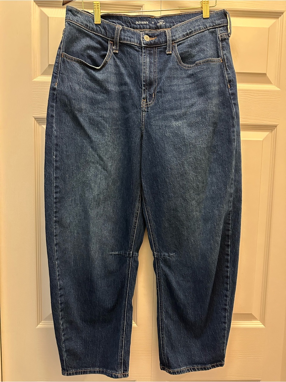 Old Navy High-Rise WOW Barrel Leg Jeans